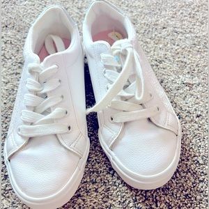 Brand New! Girls Size 13 Nautica Tennis shoes